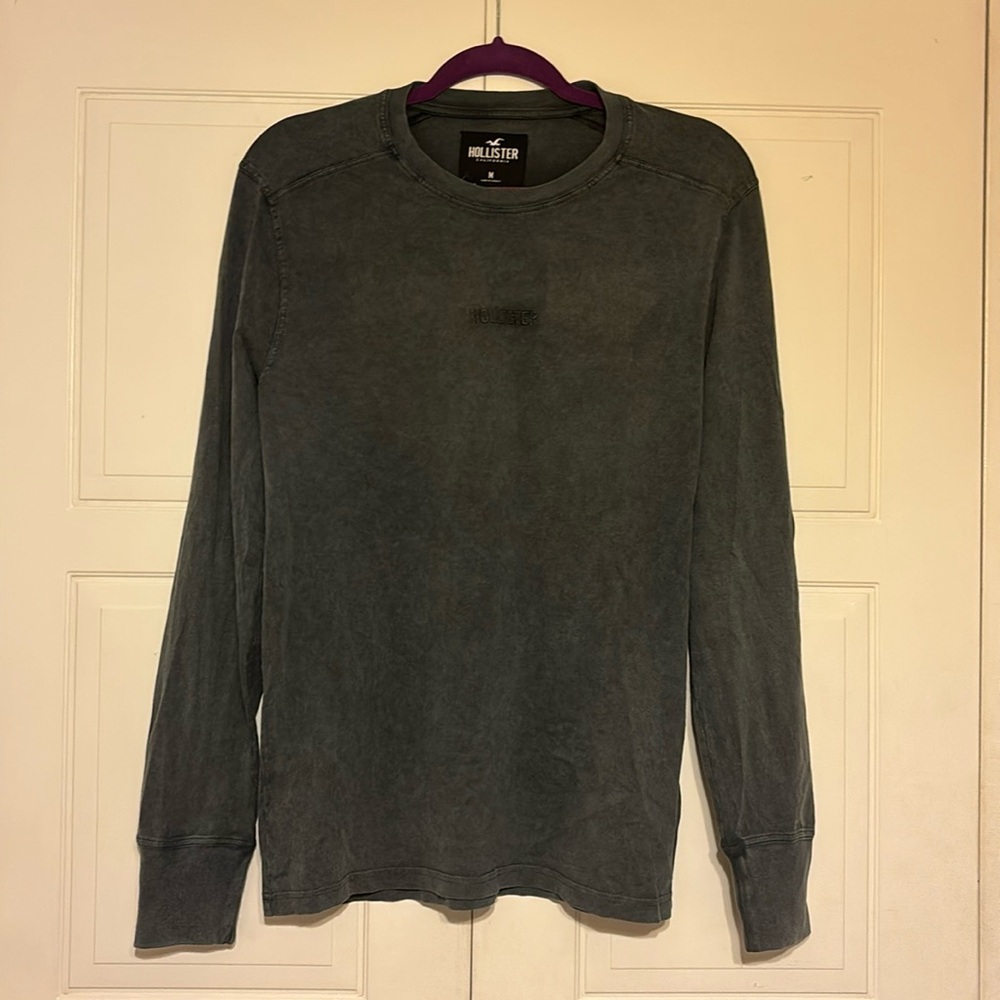 NWT Mens Hollister long sleeve shirt